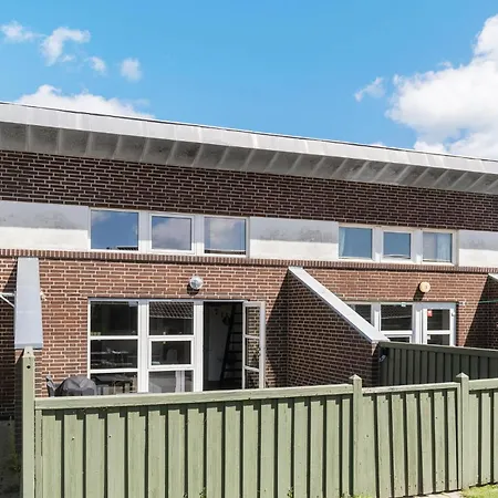 2 Bedroom Cozy In * Hemmet